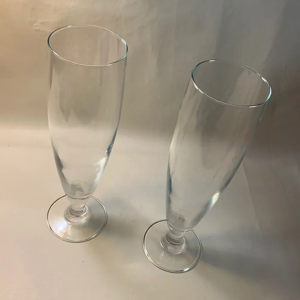 Set 2 Beer Pilsner 9 1/3 Inches Tall 16 Ounces EUC